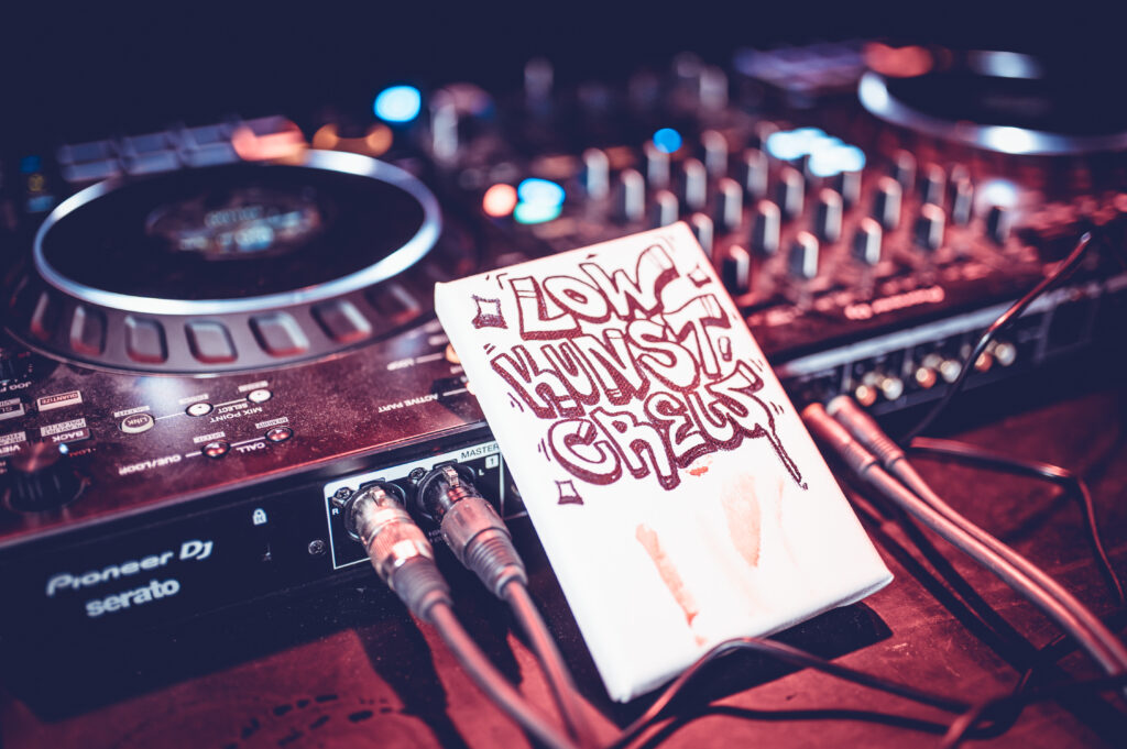 Low Kunst Crew